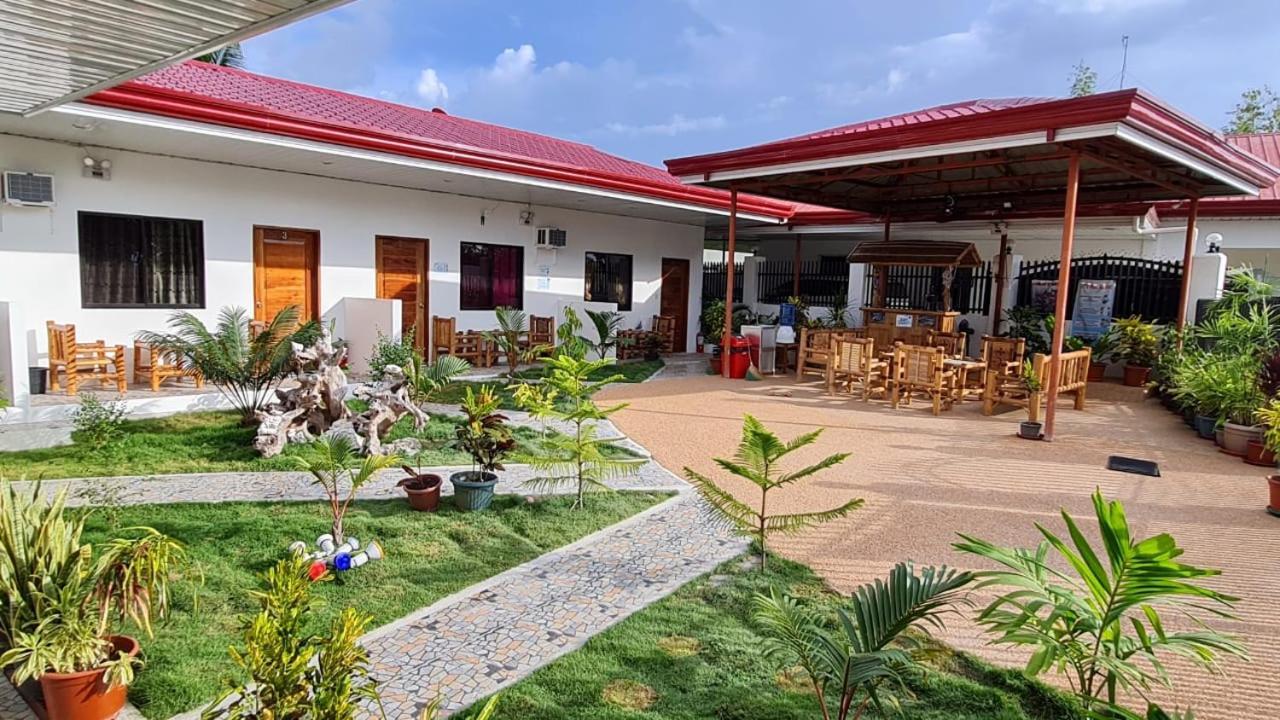 Babas Guesthouse Moalboal Buitenkant foto