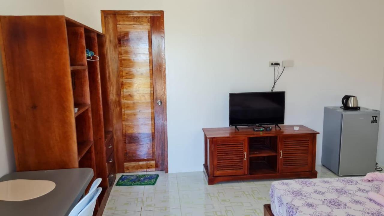 Babas Guesthouse Moalboal Buitenkant foto