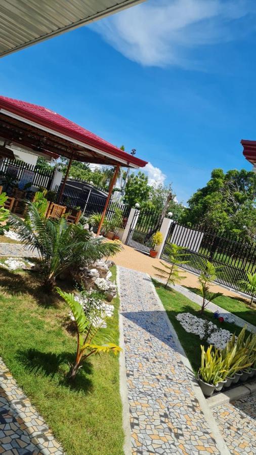 Babas Guesthouse Moalboal Buitenkant foto