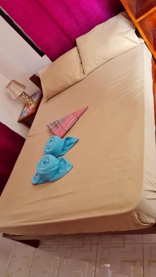 Babas Guesthouse Moalboal Buitenkant foto