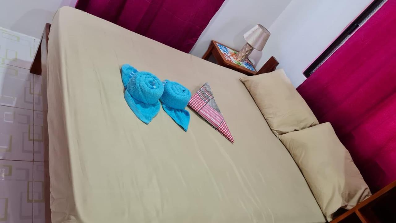 Babas Guesthouse Moalboal Buitenkant foto