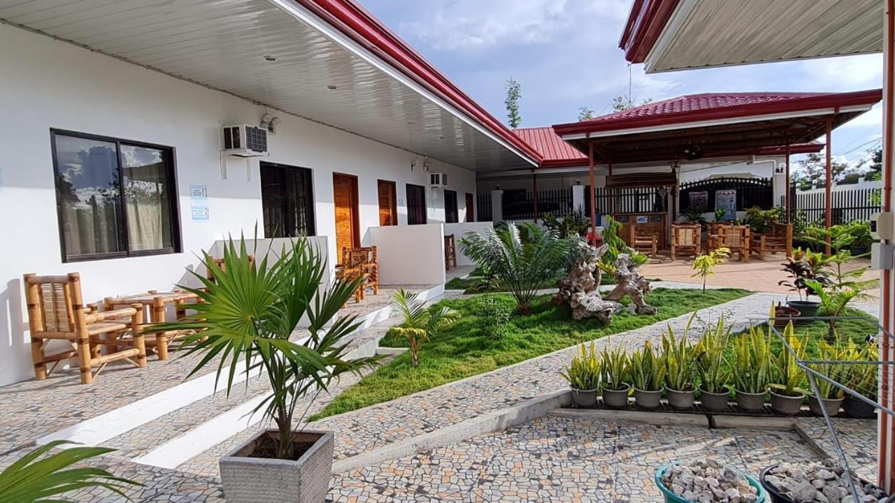 Babas Guesthouse Moalboal Buitenkant foto