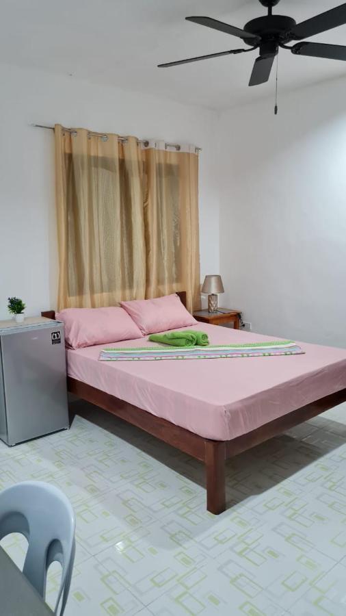Babas Guesthouse Moalboal Buitenkant foto